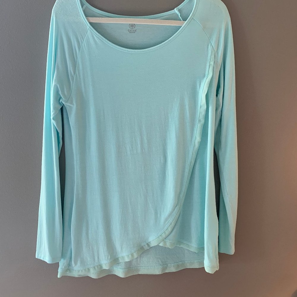 🧘‍♀️GAIAM Yoga Petal Studio to Street Top